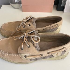 Women’s sperry topsider